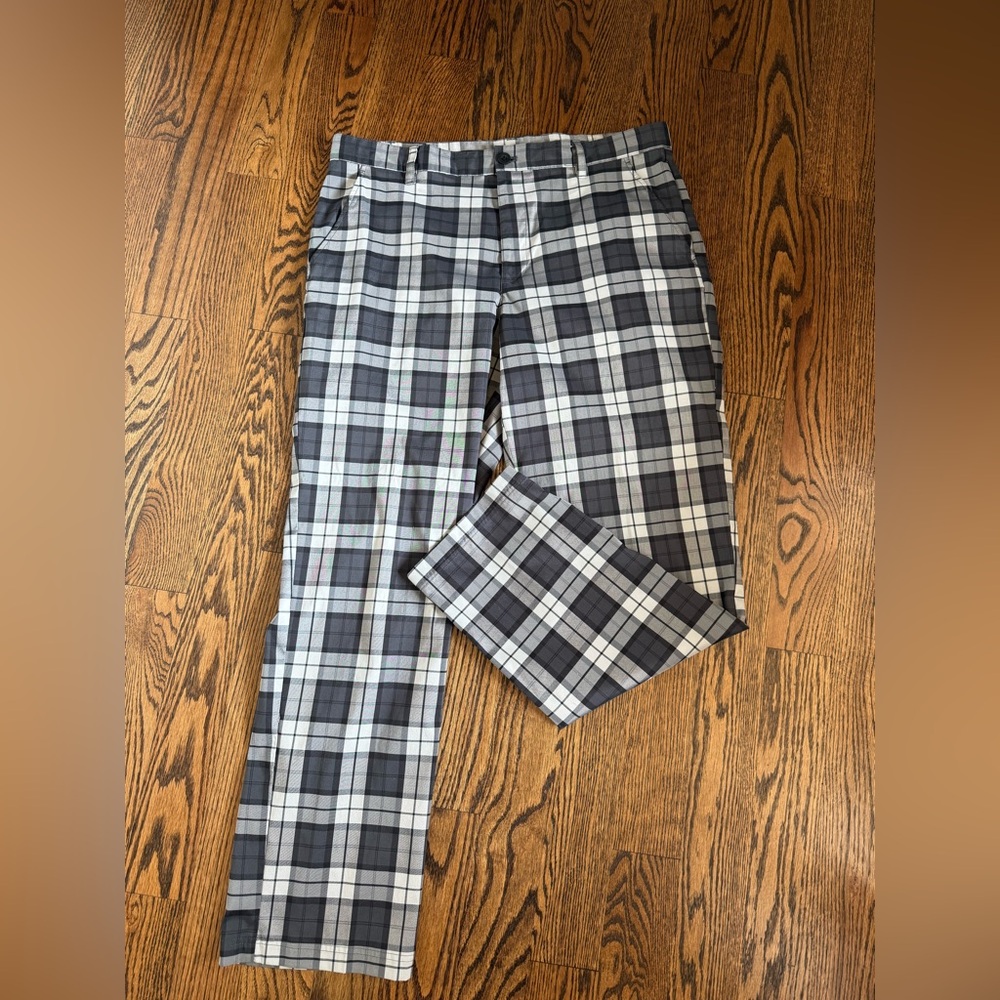 Izod golf black grey plaid flat front golf pants 38 32